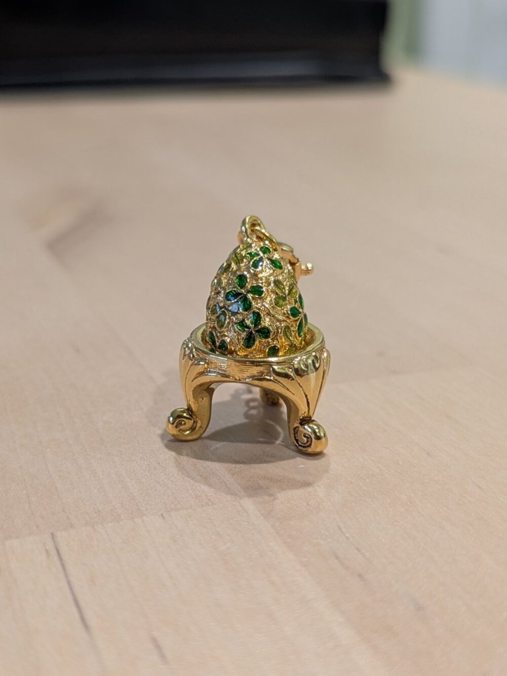 Vintage Joan Rivers Clover Egg Charm w/ Extender